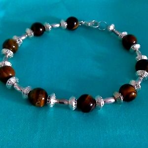 Oggie design tiger eye bracelet